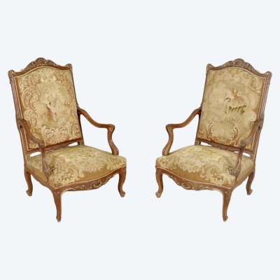 Paire de fauteuils Régence en noyer doré, tapisserie au petit point - vers 1900