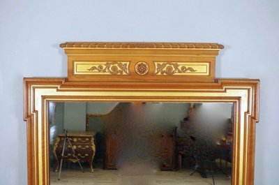 Important miroir Louis XIV en noyer et bois doré, vers 1900