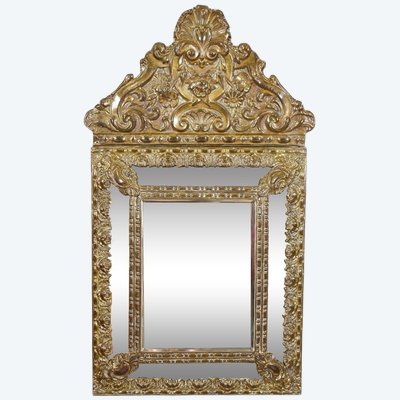 Petit miroir à parecloses Louis XIV en bois et laiton repoussé, vers 1880