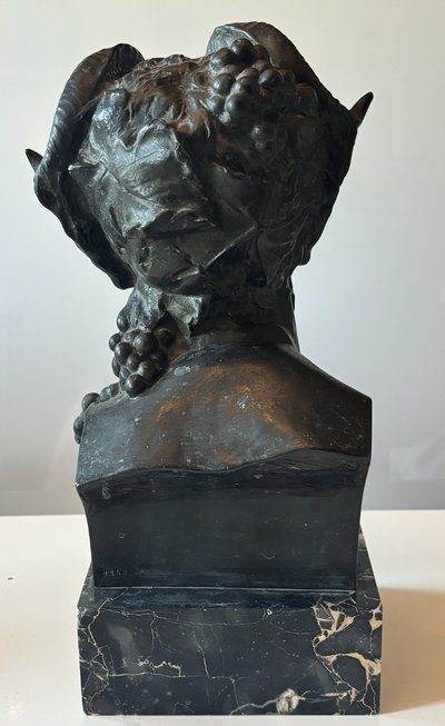 Alix MARQUET (1875-1939). Grande tête de faune en bronze. Signé. Hauteur : 38 cm