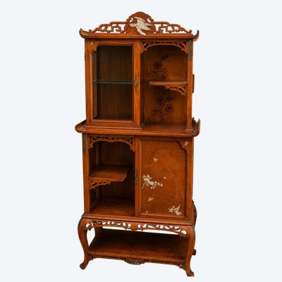 Étagère - vitrine japonisante Art Nouveau en acajou et nacre