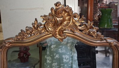 Grand miroir de cheminée de style Louis XV, XIXe siècle