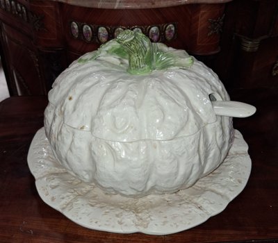 Italian Earthenware Trompe-l'Œil Soup Tureen in the Shape of a Pumpkin