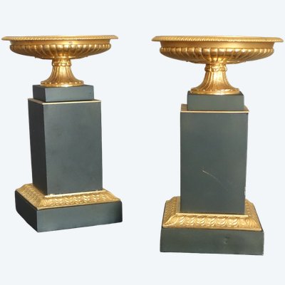Coppia di cassolette in stile Impero in bronzo patinato e dorato - Periodo della Restaurazione