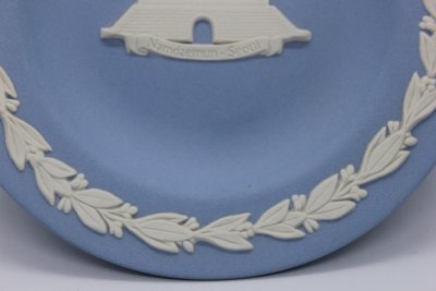Coupe Commémorative Wedgwood Jasperware – Namdaemun, Séoul 