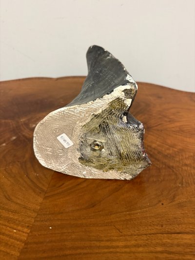 Sculpture en plâtre des années 50 (milieu du siècle), représentant la Vierge Marie, 49 x 20 cm. 