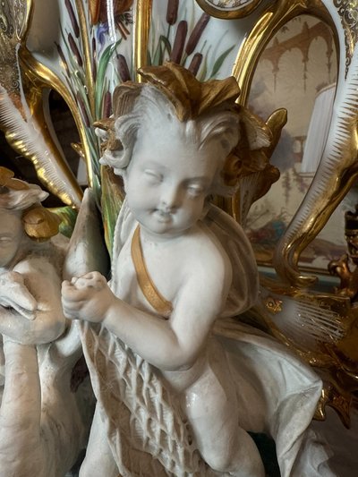 PAAR PORZELLANVASEN AUS DEM ALTEN PARIS „JAGD UND ANGELN“, Jacob PETIT zugeschrieben