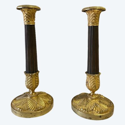 Coppia di candelieri restaurati in bronzo del XIX secolo