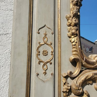 Grand trumeau en bois doré et laqué de style Louis XV, époque XIXème siècle