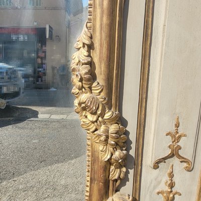 Grand trumeau en bois doré et laqué de style Louis XV, époque XIXème siècle
