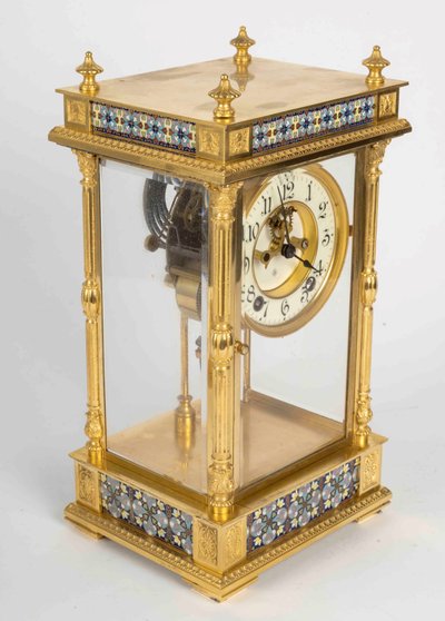 Garniture de cheminée Manufacture Ansonia Clock Co., New York, États-Unis – fin du XIXᵉ siècle