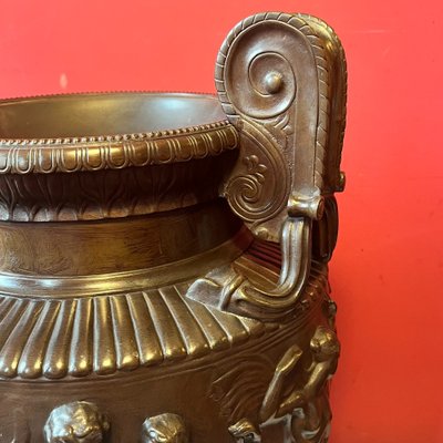 Large antique-style bronze vase, 19th century