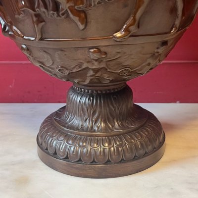 Large antique-style bronze vase, 19th century