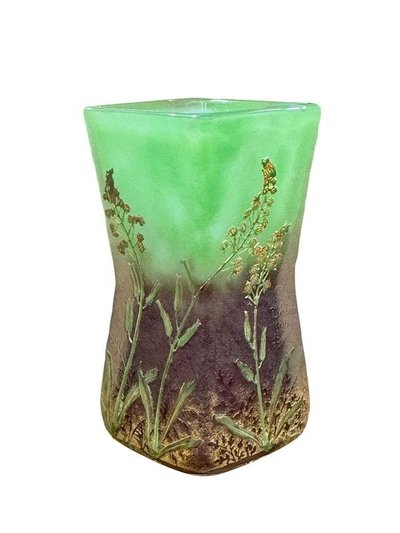 Daum Nancy Jugendstil-Emaillevase "Mit Lupinen"