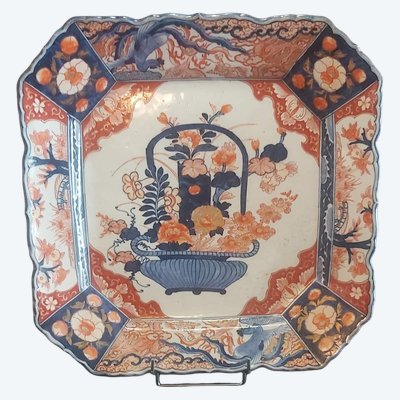 Große quadratische Imari-Platte, 19. Jahrhundert.