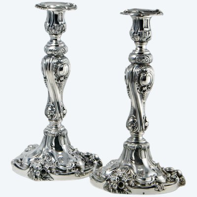 Parigi 1844-1855 - Coppia di candelieri rococò in argento massiccio di P.-F.-A. TURQUET