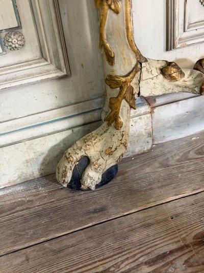 Consolle in legno dipinto e dorato, Italia, XVIII secolo