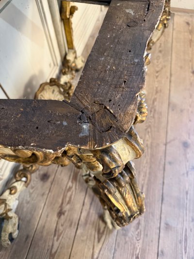 Consolle in legno dipinto e dorato, Italia, XVIII secolo
