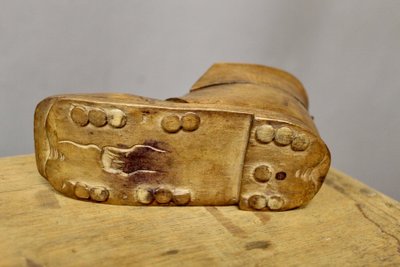 19th century Black Forest inkwell "cat in a boot"