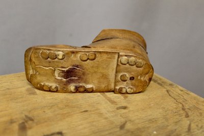 19th century Black Forest inkwell "cat in a boot"