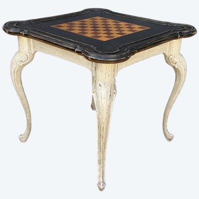 TABLE A JEUX EN BOIS PATINÉ AVEC SON PLATEAU REVERSIBLE DE STYLE LOUIS XV