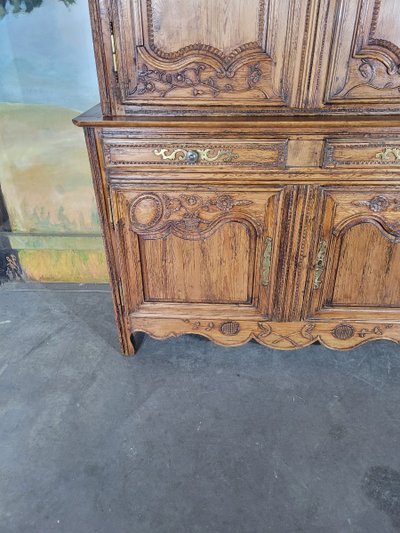 Zweiteiliges Bergbuffet aus Tanne