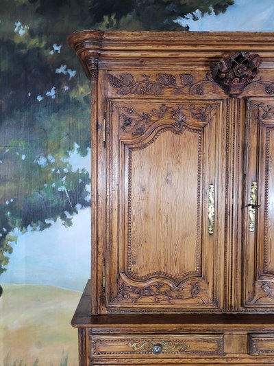 Zweiteiliges Bergbuffet aus Tanne