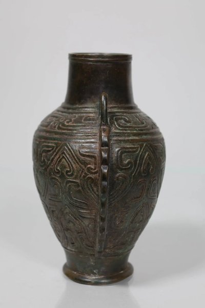 Vase cérémoniel en bronze Dynastie Ming (1368-1644) - Chine