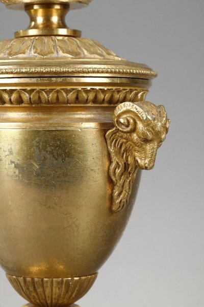 Elégants Bougeoirs-cassolettes Réversibles En Bronze Doré, Louis XVI