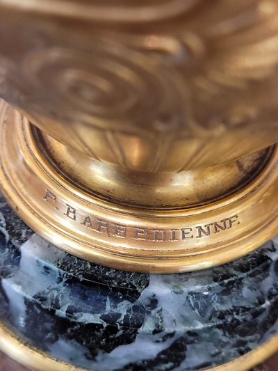 Paire De Vases De Style Grec LEVILLAIN et BARBEDIENNE
