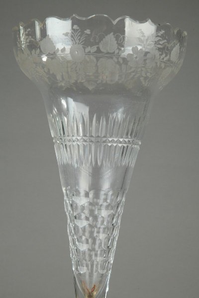 Stunning Centerpiece, Gilded Bronze and Cut Crystal