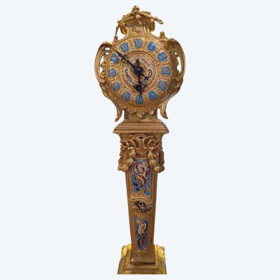 Tischkartell aus vergoldeter Bronze und Cloisonné-Emaille, dem Atelier von Constant Sevin zugeschrieben