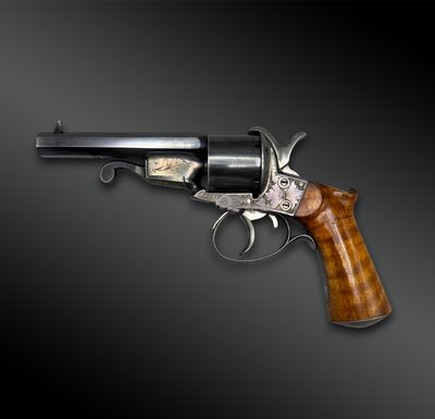 COFFRET contenant un REVOLVER Javelle - Saint-Etienne, France - 1860-1880