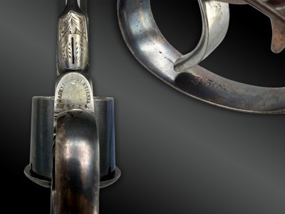 COFFRET contenant un REVOLVER Javelle - Saint-Etienne, France - 1860-1880
