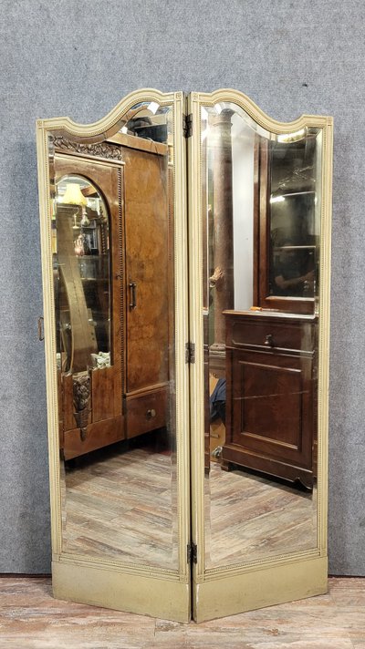 Paravent à deux feuilles en bois laqué crème et miroirs biseautés – Style Louis XVI