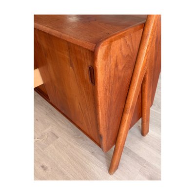 Skandinavisches Sideboard