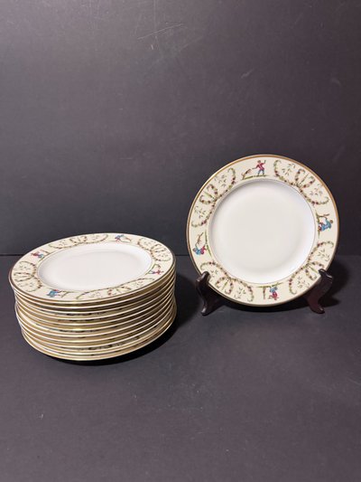 Servizio da dessert in porcellana di Limoges di Philippe Deshoulières – modello "Sogni del XVIII secolo"