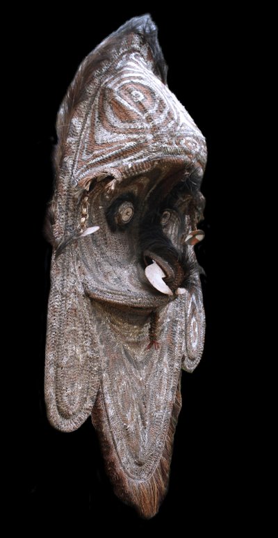 Imposant masque de pignon, art tribal , art océanien, art traditionnel, vannerie, 200 cm