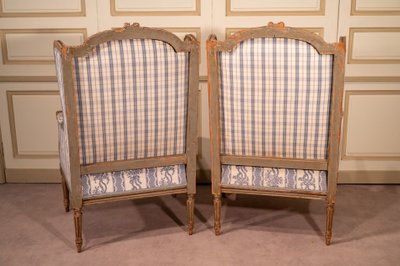 Paire de bergères à oreilles