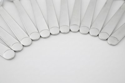 Ensemble Exceptionnel de 12 Cuillères à Petit-Déjeuner – Modèle "Normandie" Puiforcat Argent 925°°