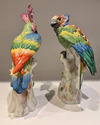 Paire de perroquets perchés en porcelaine de Paris (Bourdois & Bloch) H36