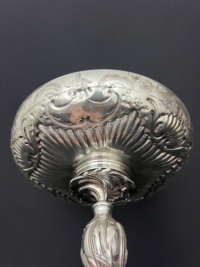 Versilberte Metallschale auf Fuß, Rokoko-Dekor, Napoleon III.