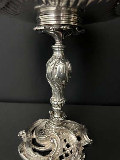 Versilberte Metallschale auf Fuß, Rokoko-Dekor, Napoleon III.