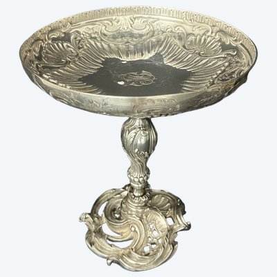 Coupe sur pied en métal argenté, décor rocaille, époque Napoléon III