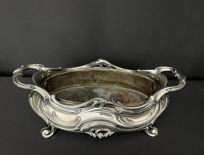 Victor Saglier – Jardinière de table en bronze argenté, décor rocaille, fin du XIXe siècle