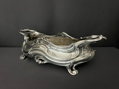 Victor Saglier – Jardinière de table en bronze argenté, décor rocaille, fin du XIXe siècle