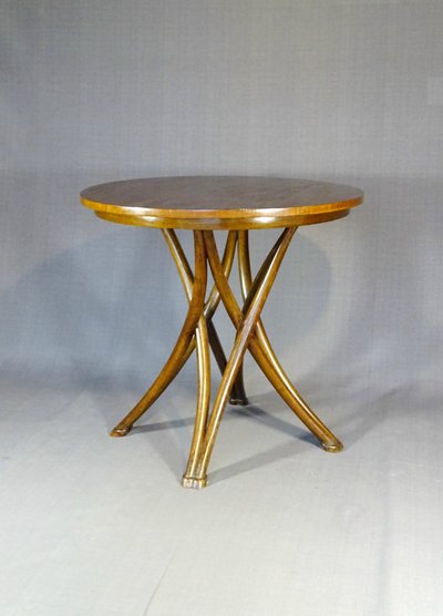 Table ronde par THONET N°14 dite " Mikado" vers 1890