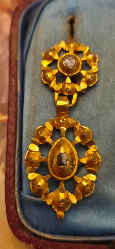 Antike Charros Ohrringe 19. Jahrhundert Salamanca 18KT Gelbgold Diamanten