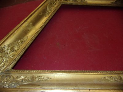 Cadre  original, époque 19ème, en bois doré.