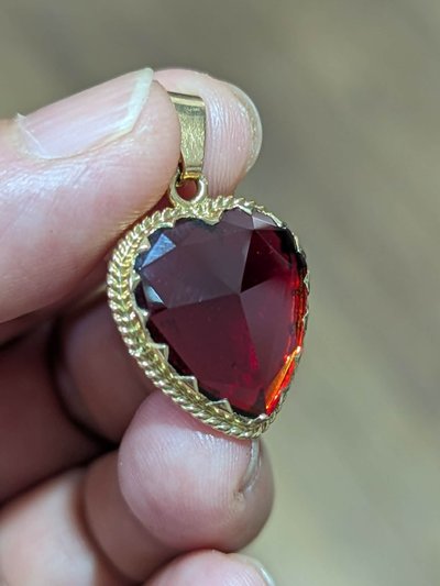 Pendentif Grand Cœur Or 18k & Grenat de CATALAN Bijou traditionnel Catalan  4.16 grams   
